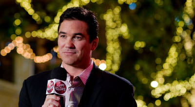 ap-dean-cain-hosting-tree-lighting-photog-michal-czerwonka-picturegroup